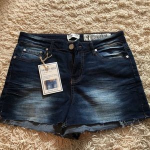 Indigo Rein Jean Short Brand New with Tags size 9